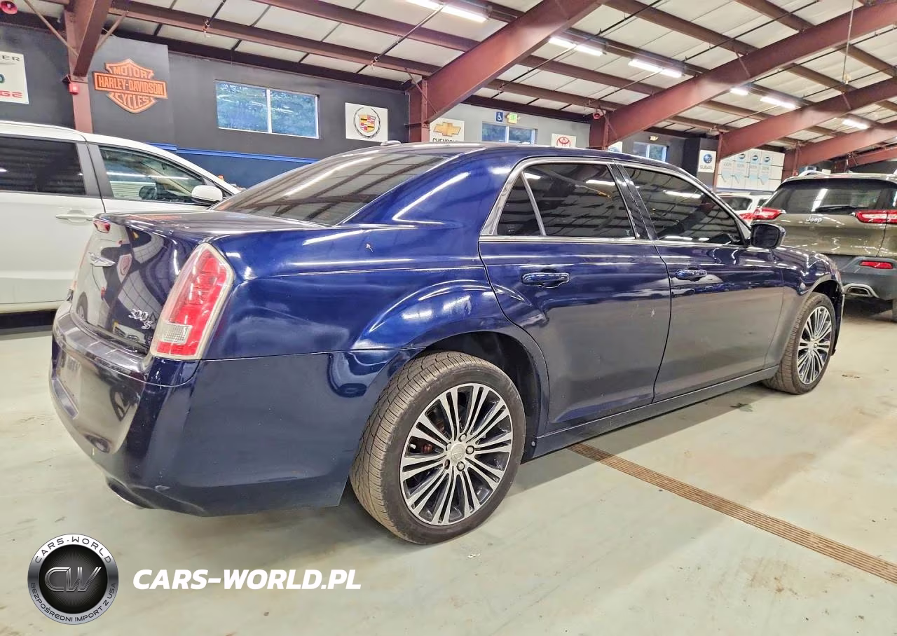 2014 Chrysler 300 VIN:2C3CCAGG8EH120360 - 3