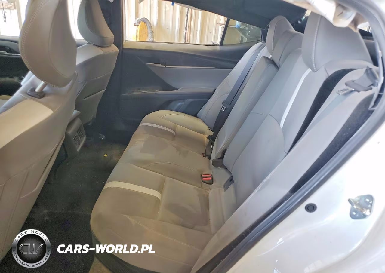 2026 Toyota Camry Se VIN:4T1DBADK3TU058934 - 10