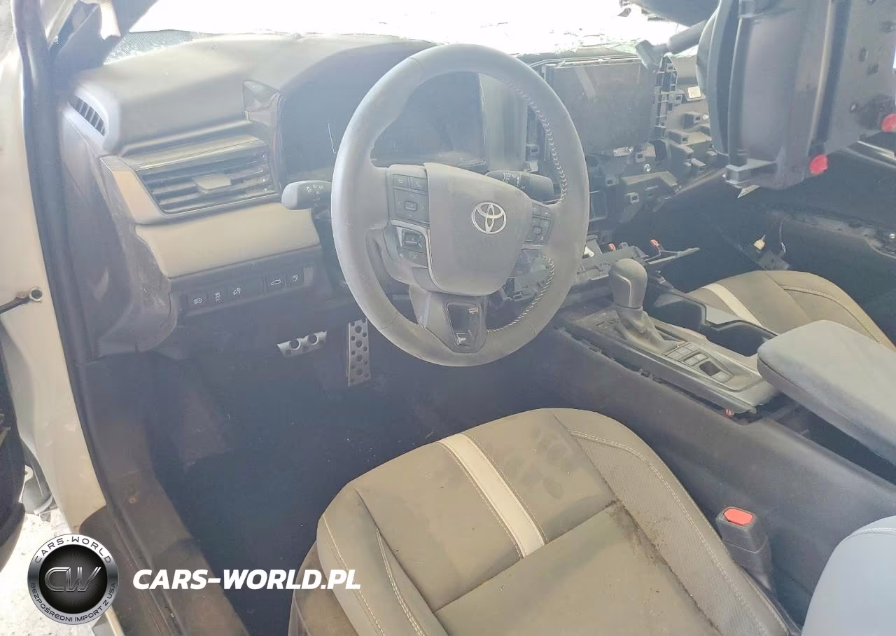 2026 Toyota Camry Se VIN:4T1DBADK3TU058934 - 8