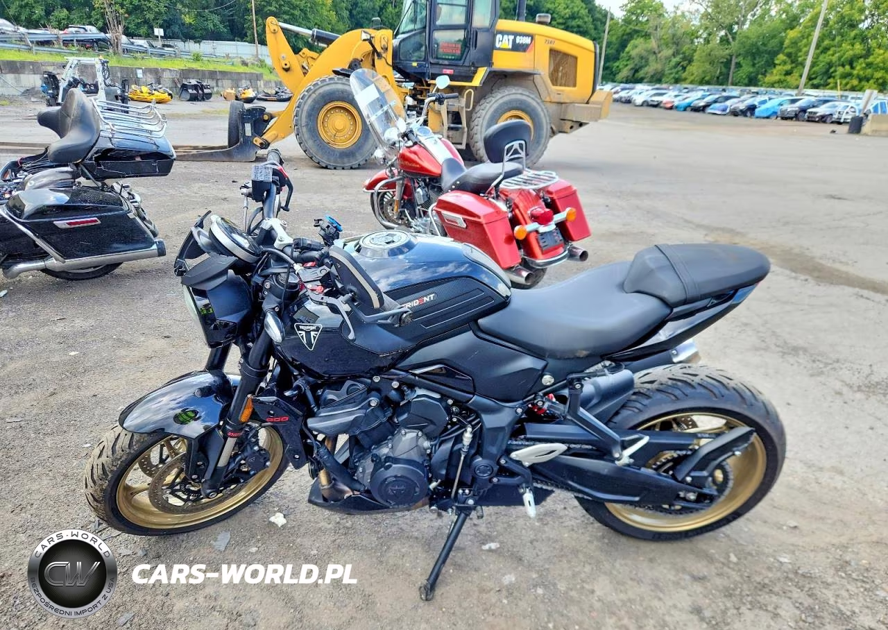 2026 Triumph Motorcycle Trident 800 VIN:SMTL24P4XTTCR1931 - 3