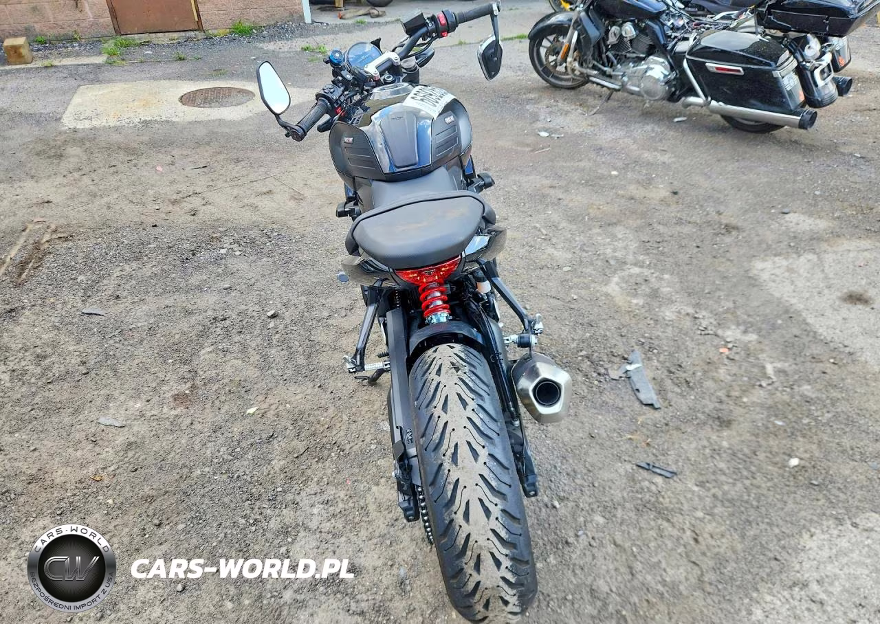 2026 Triumph Motorcycle Trident 800 VIN:SMTL24P4XTTCR1931 - 4