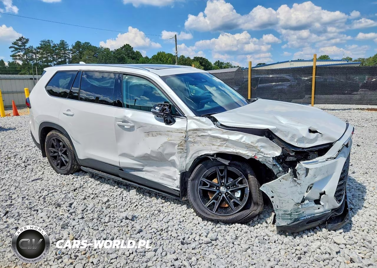2026 Toyota Grand Highlander Platinum VIN:5TDAAAB59TS125449 - 4
