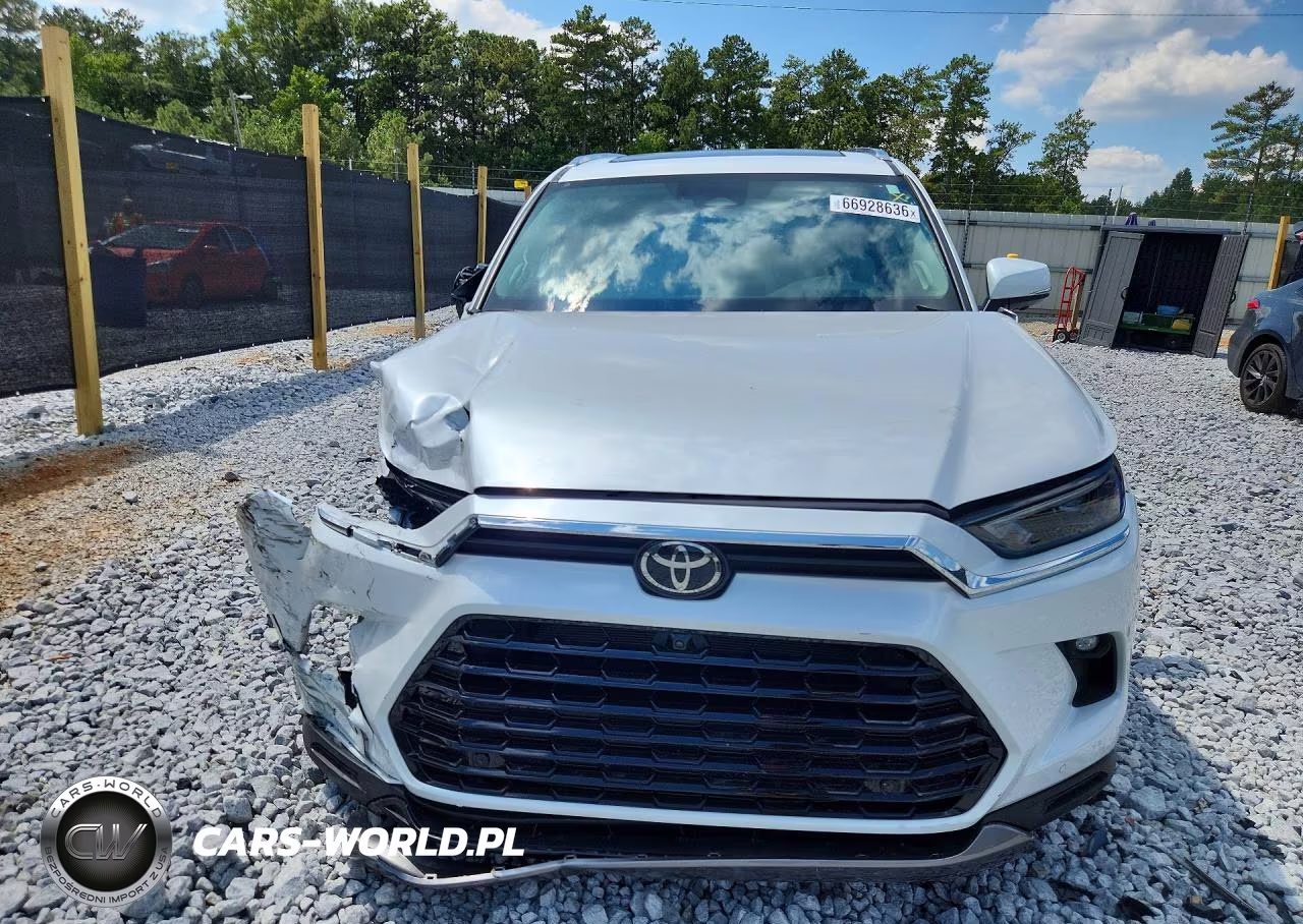 2026 Toyota Grand Highlander Platinum VIN:5TDAAAB59TS125449 - 5