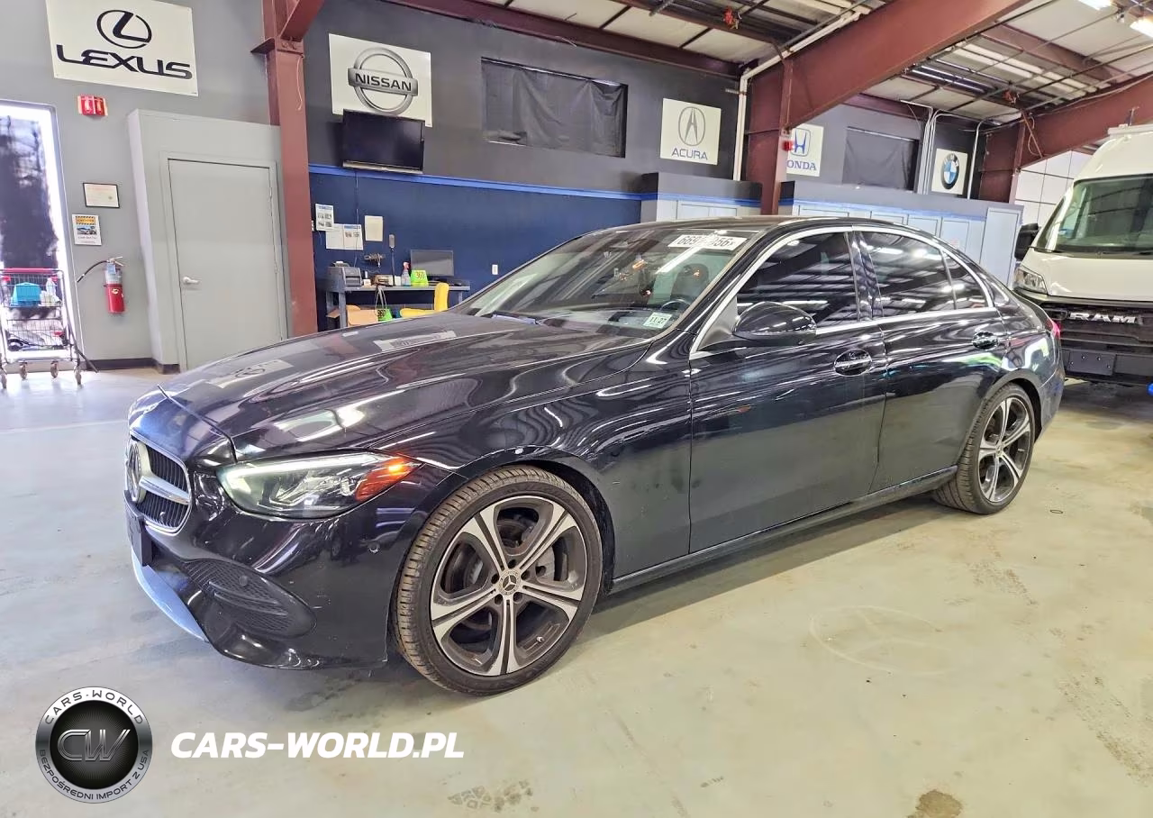 2022 Mercedes-Benz C 300 – zdjęcie 1 z 12
