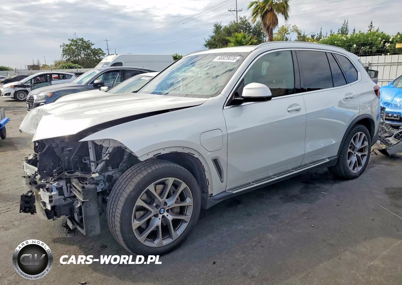 2021 BMW X5 xDrive45E