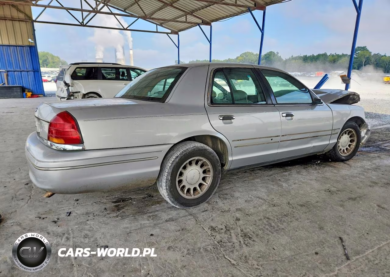 2000 Ford Crown Victoria Lx VIN:2FAFP74W6YX149531 - 3