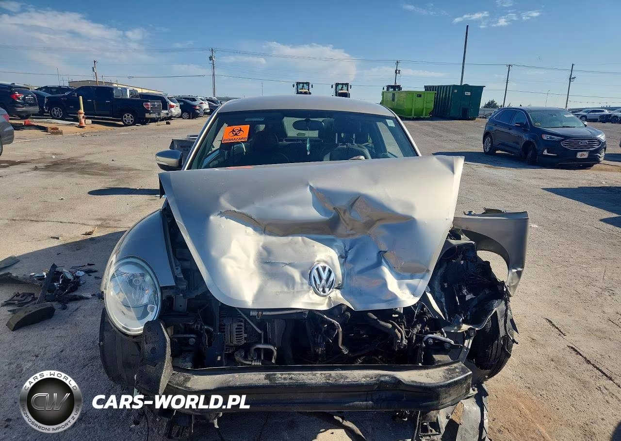 2012 Volkswagen Beetle VIN:3VWJP7AT3CM648836 - 5