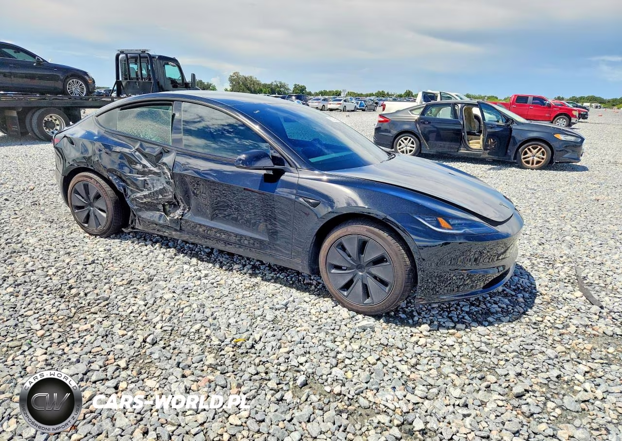 2026 Tesla Model 3 VIN:5YJ3E1EA3TF191280 - 4
