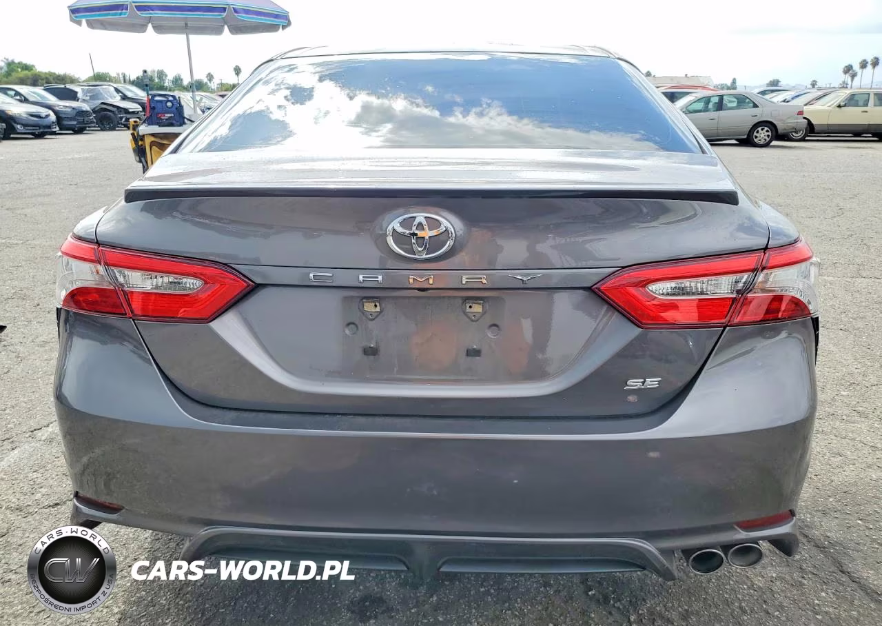 2018 Toyota Camry Se VIN:4T1B11HK4JU081320 - 6