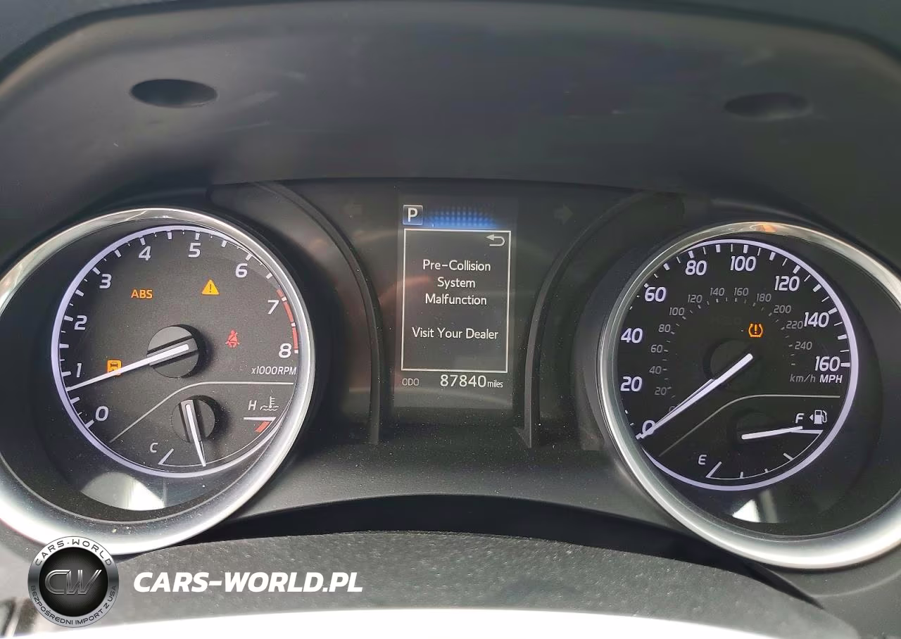 2018 Toyota Camry Se VIN:4T1B11HK4JU081320 - 9