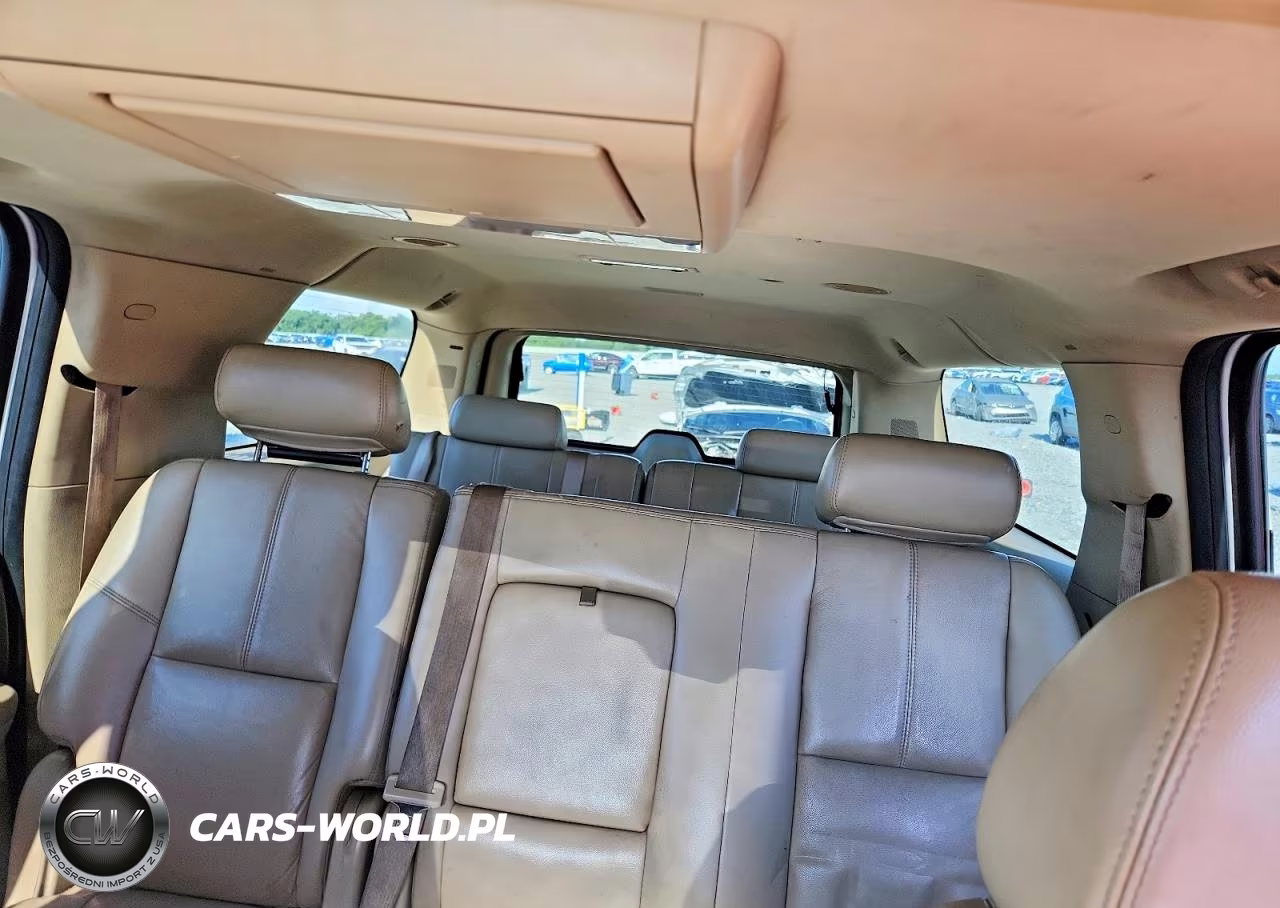 2007 Chevrolet Suburban K1500 VIN:3GNFK16397G217037 - 10