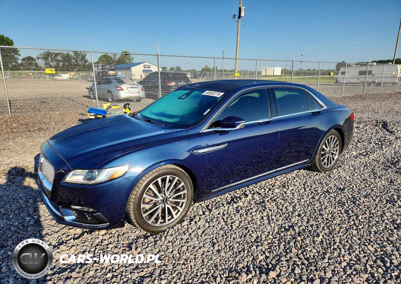 2017 Lincoln Continental Select