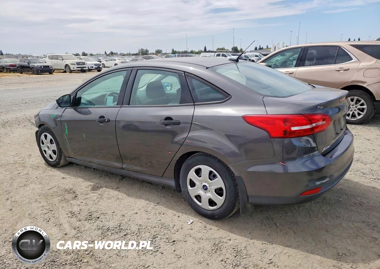 2016 Ford Focus S VIN:1FADP3E23GL209482 - 2