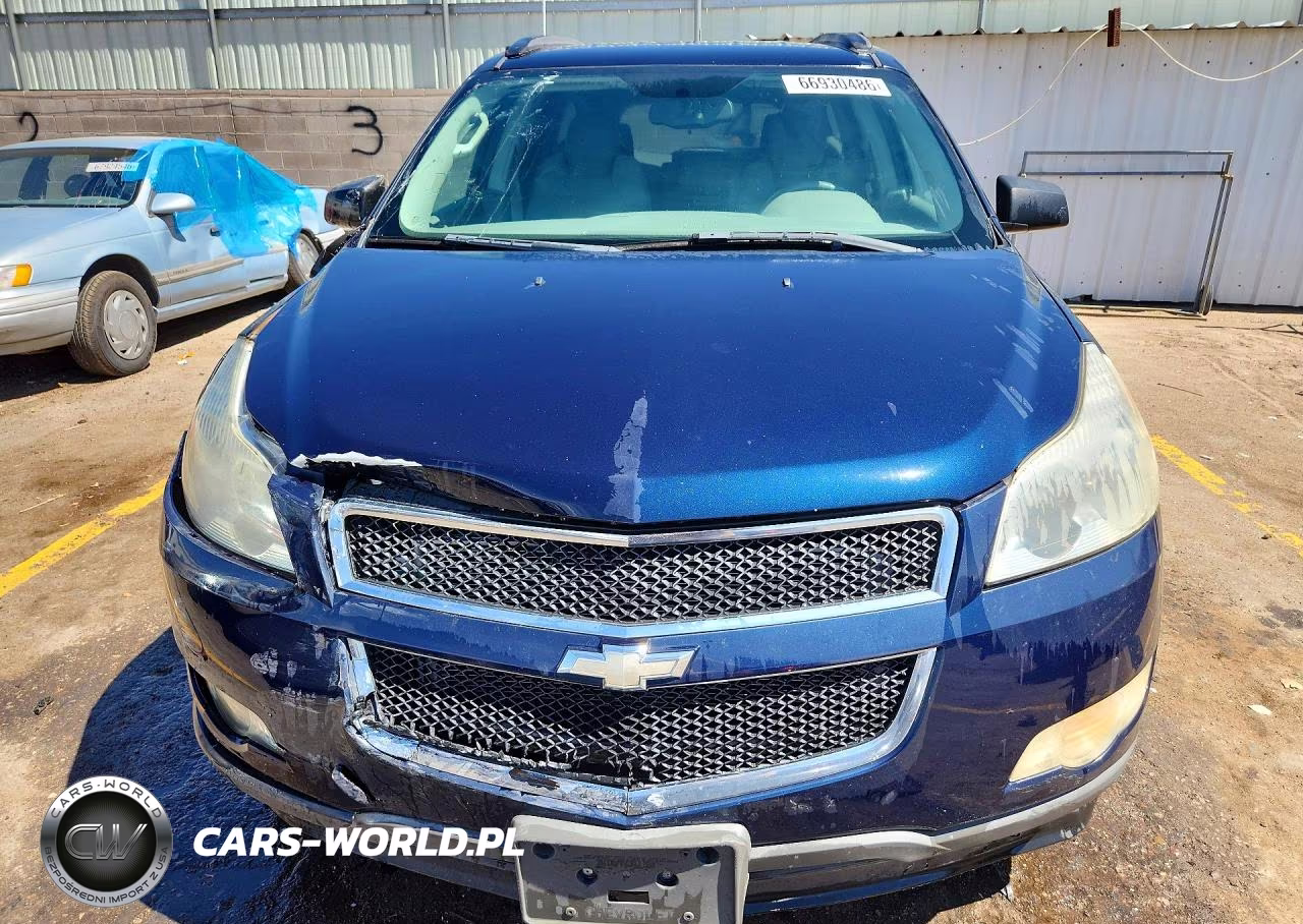 2011 Chevrolet Traverse Ls VIN:1GNKRFED3BJ400894 - 5