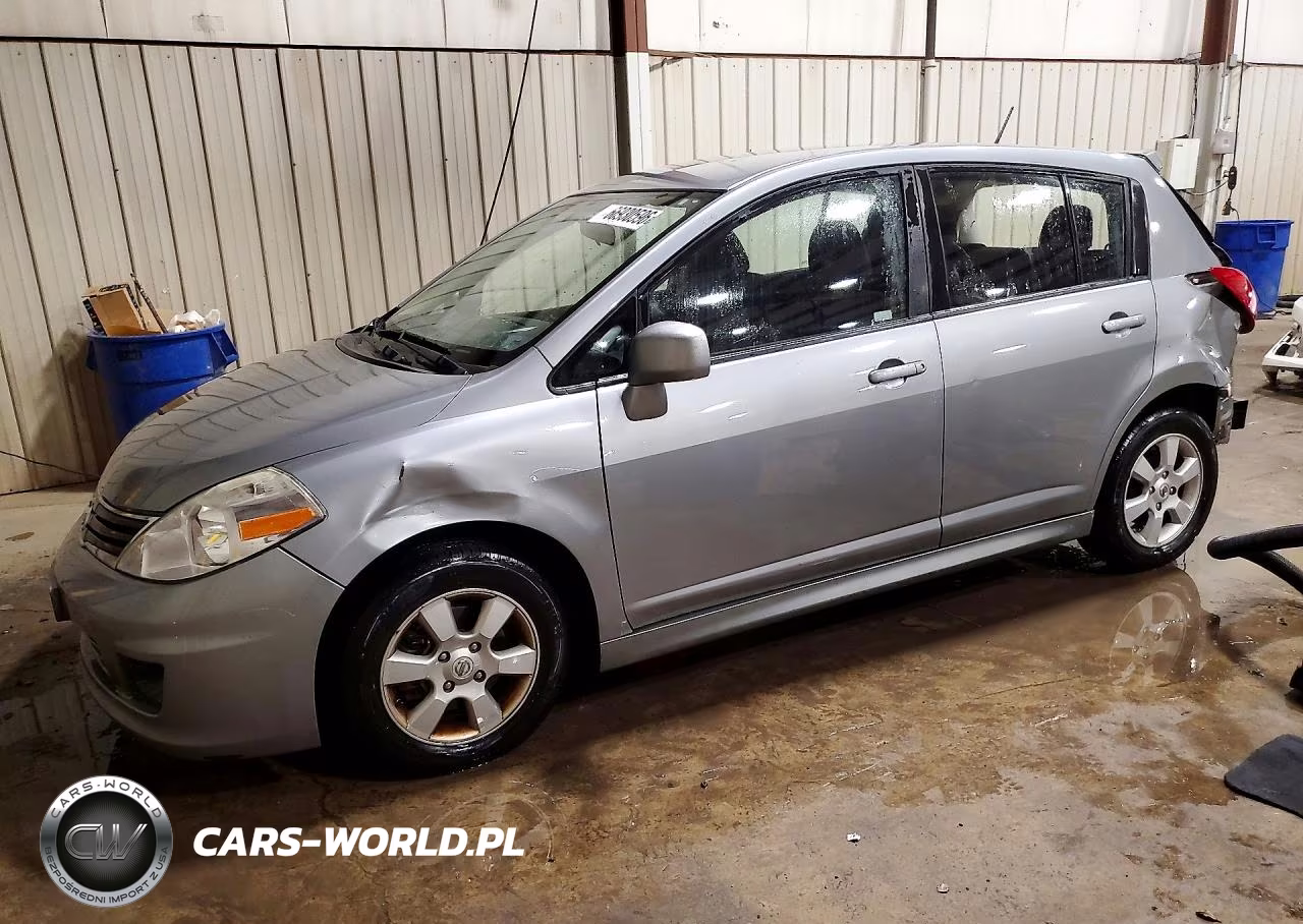 2011 Nissan Versa 1.8 S