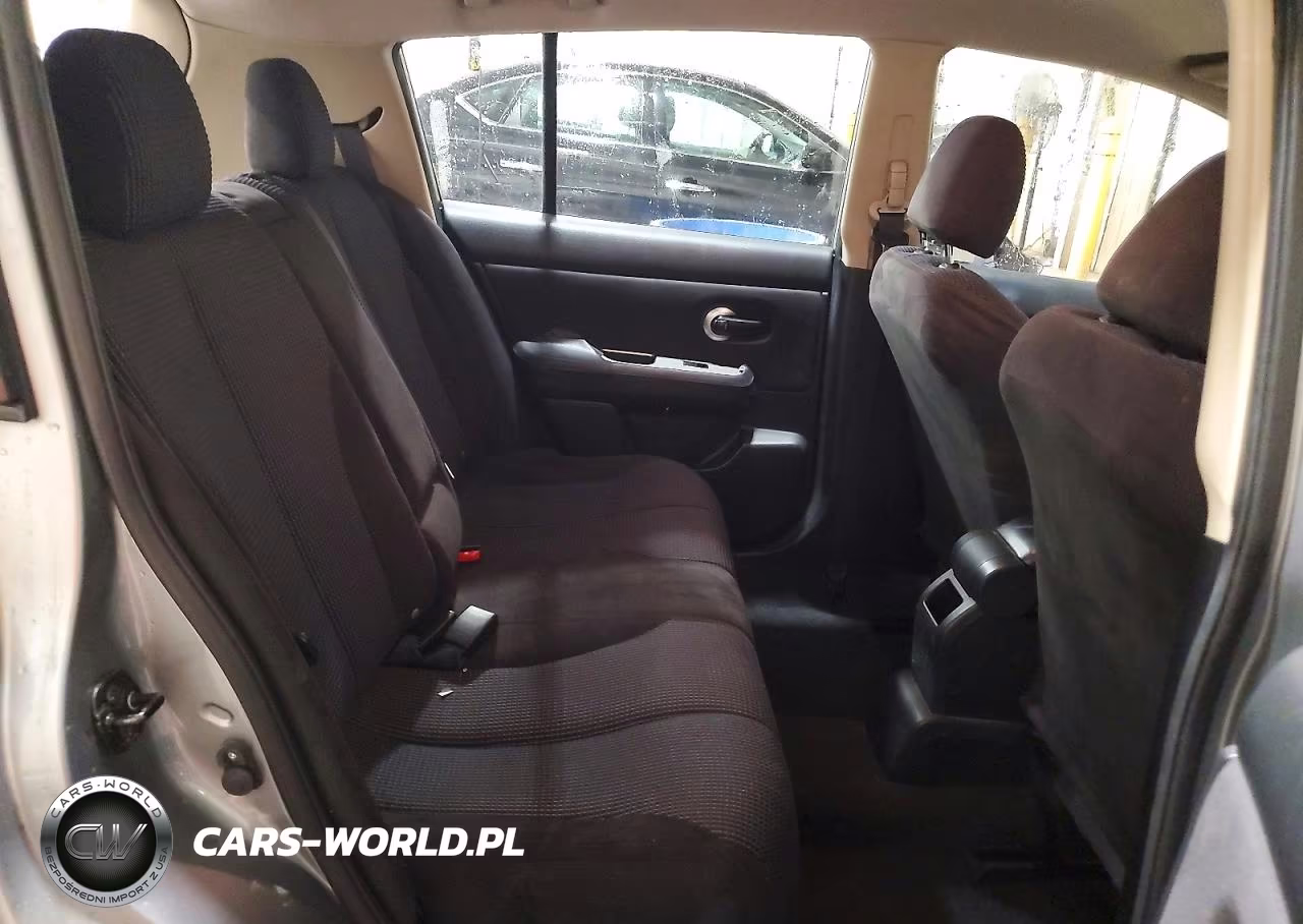 2011 Nissan Versa 1.8 S VIN:3N1BC1CP2BL496975 - 10