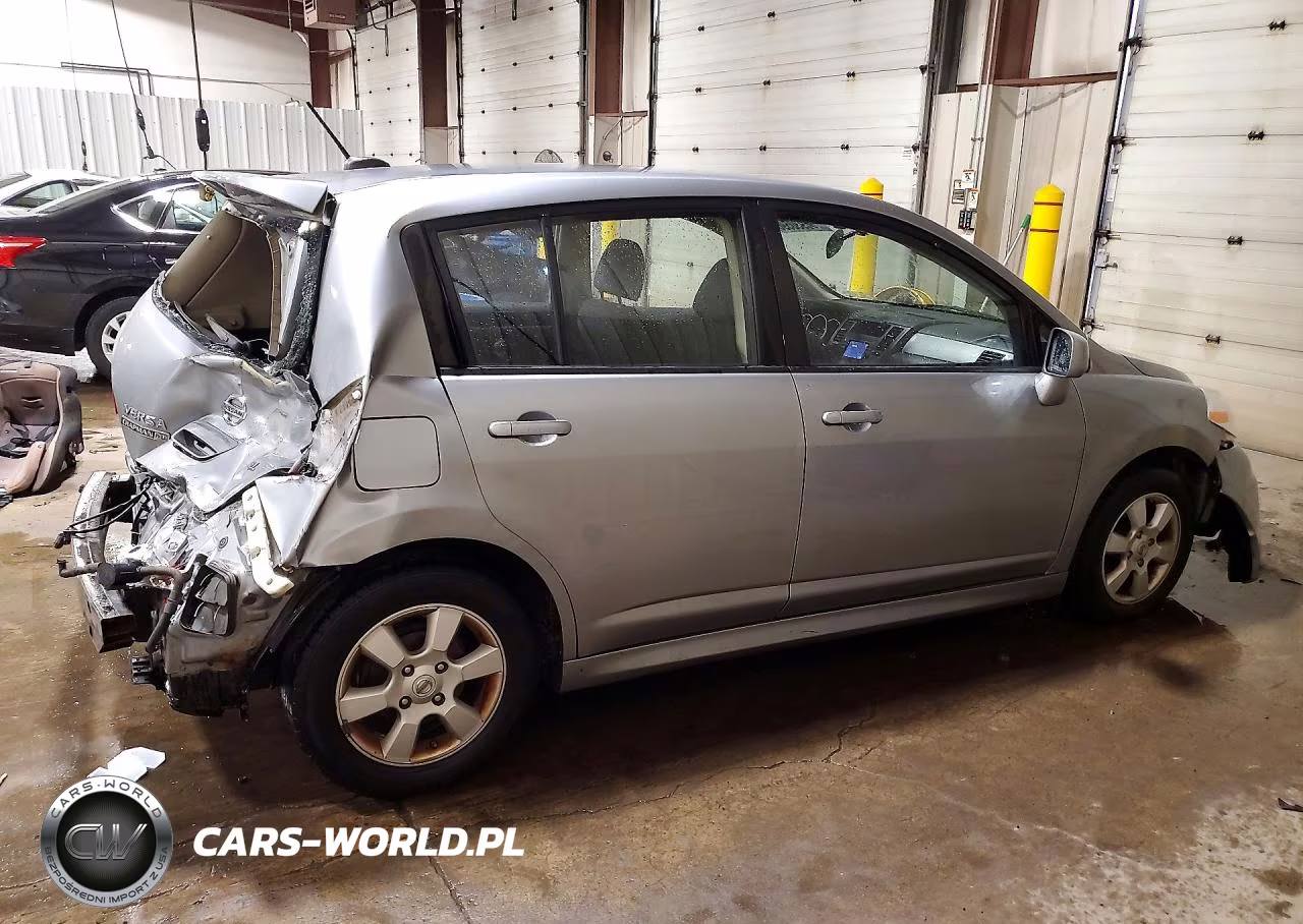 2011 Nissan Versa 1.8 S VIN:3N1BC1CP2BL496975 - 3
