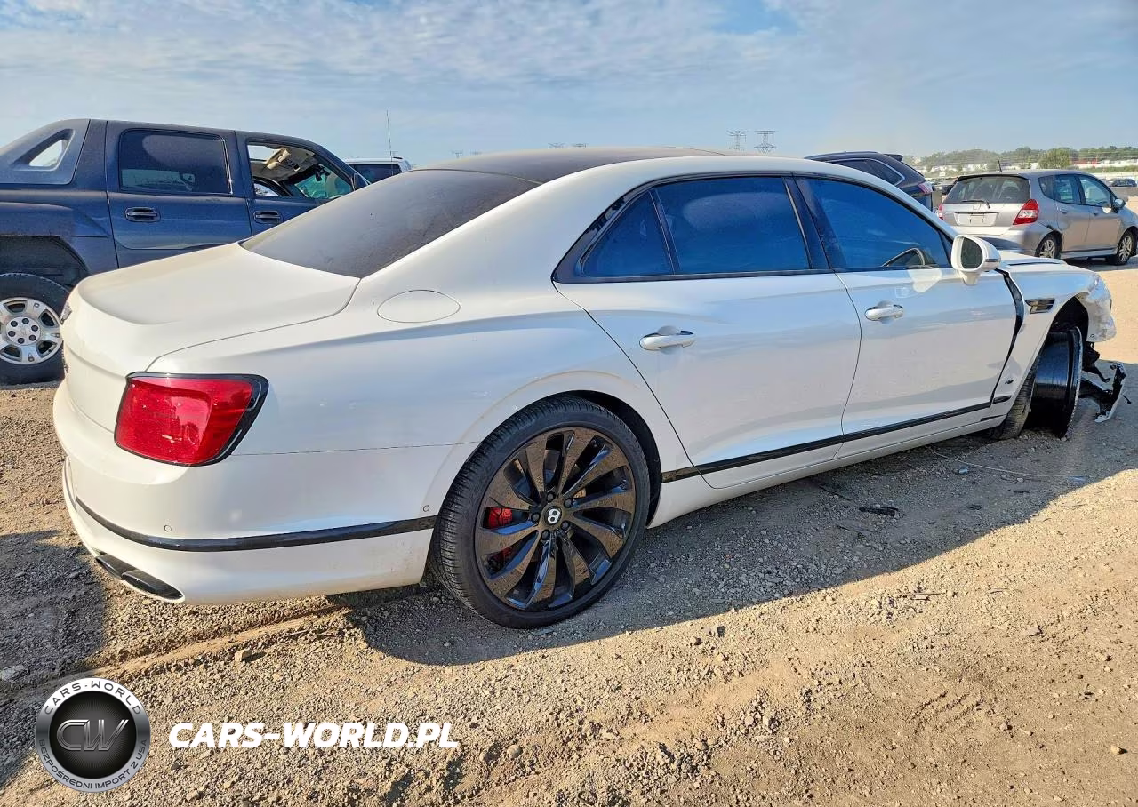 2021 Bentley Flying Spur VIN:SCBBG6ZG4MC086928 - 3