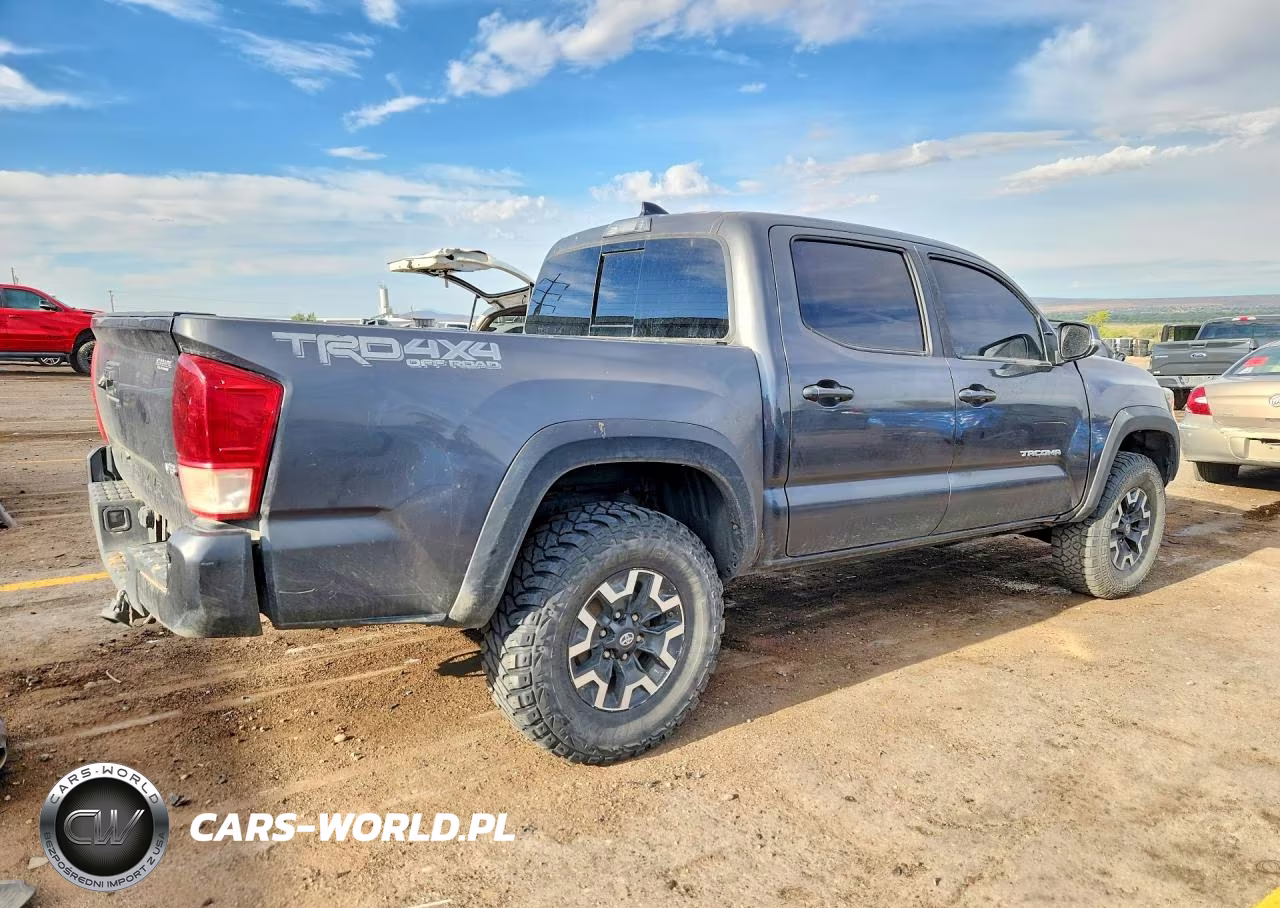 2018 Toyota Tacoma Trd Off-Road VIN:3TMCZ5AN7JM147313 - 3