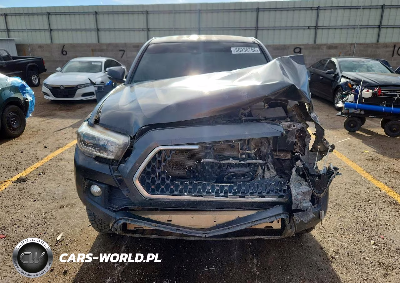 2018 Toyota Tacoma Trd Off-Road VIN:3TMCZ5AN7JM147313 - 5