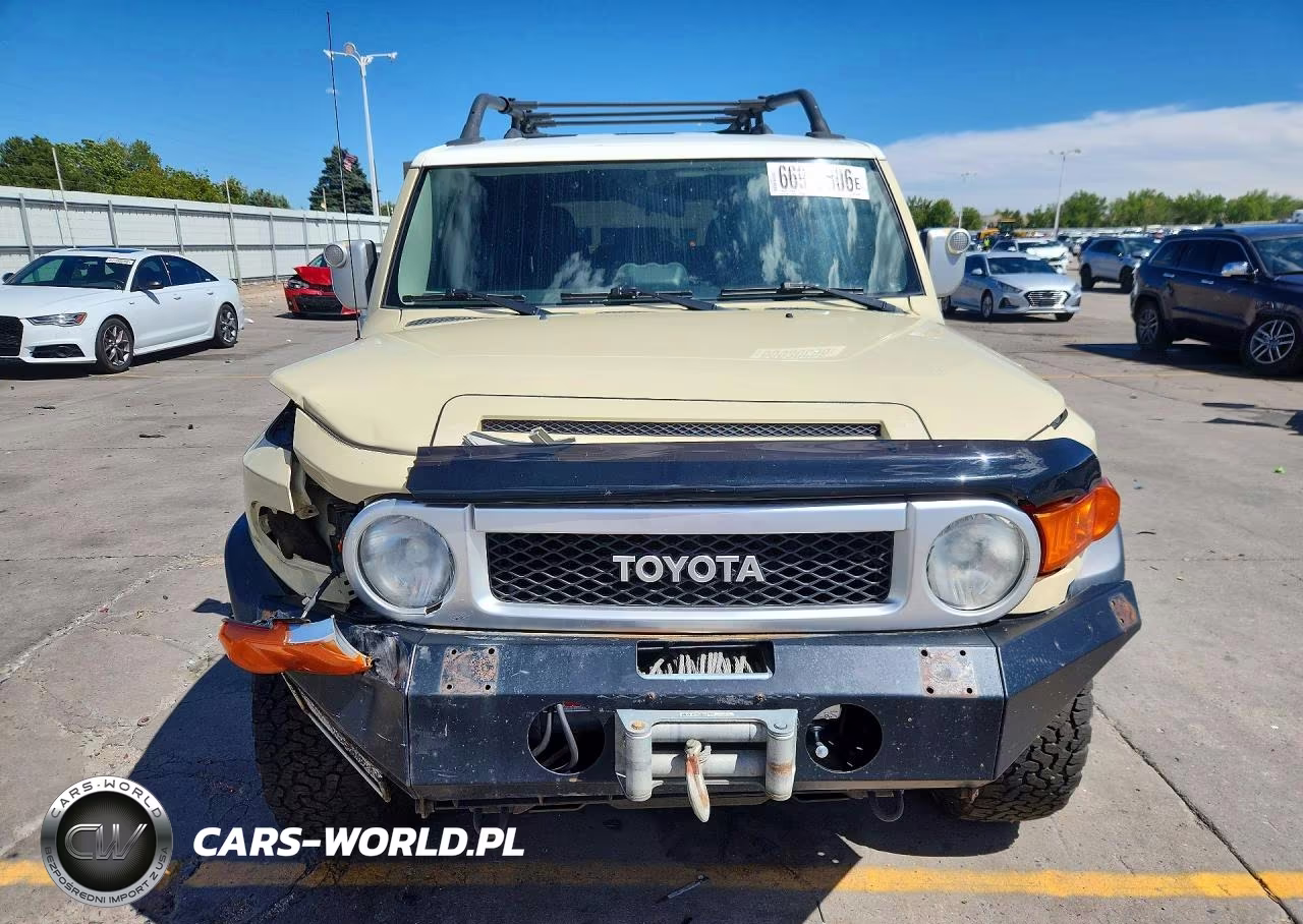 2008 Toyota Fj Cruiser Base VIN:JTEBU11F58K016194 - 5