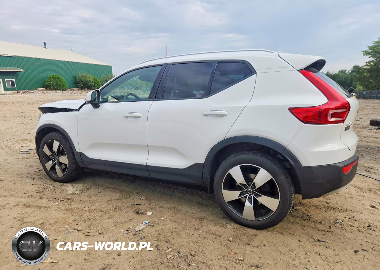 2020 Volvo Xc40 T5 Momentum VIN:YV4162UK6L2223076 - 2