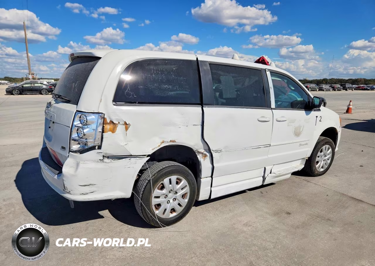 2015 Dodge Grand Caravan Se VIN:2C7WDGBG2FR614132 - 3