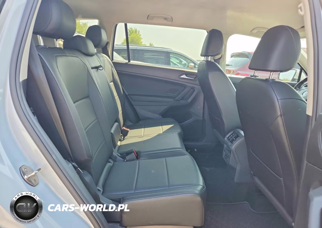 2019 Volkswagen Tiguan Se VIN:3VV2B7AX2KM043487 - 10