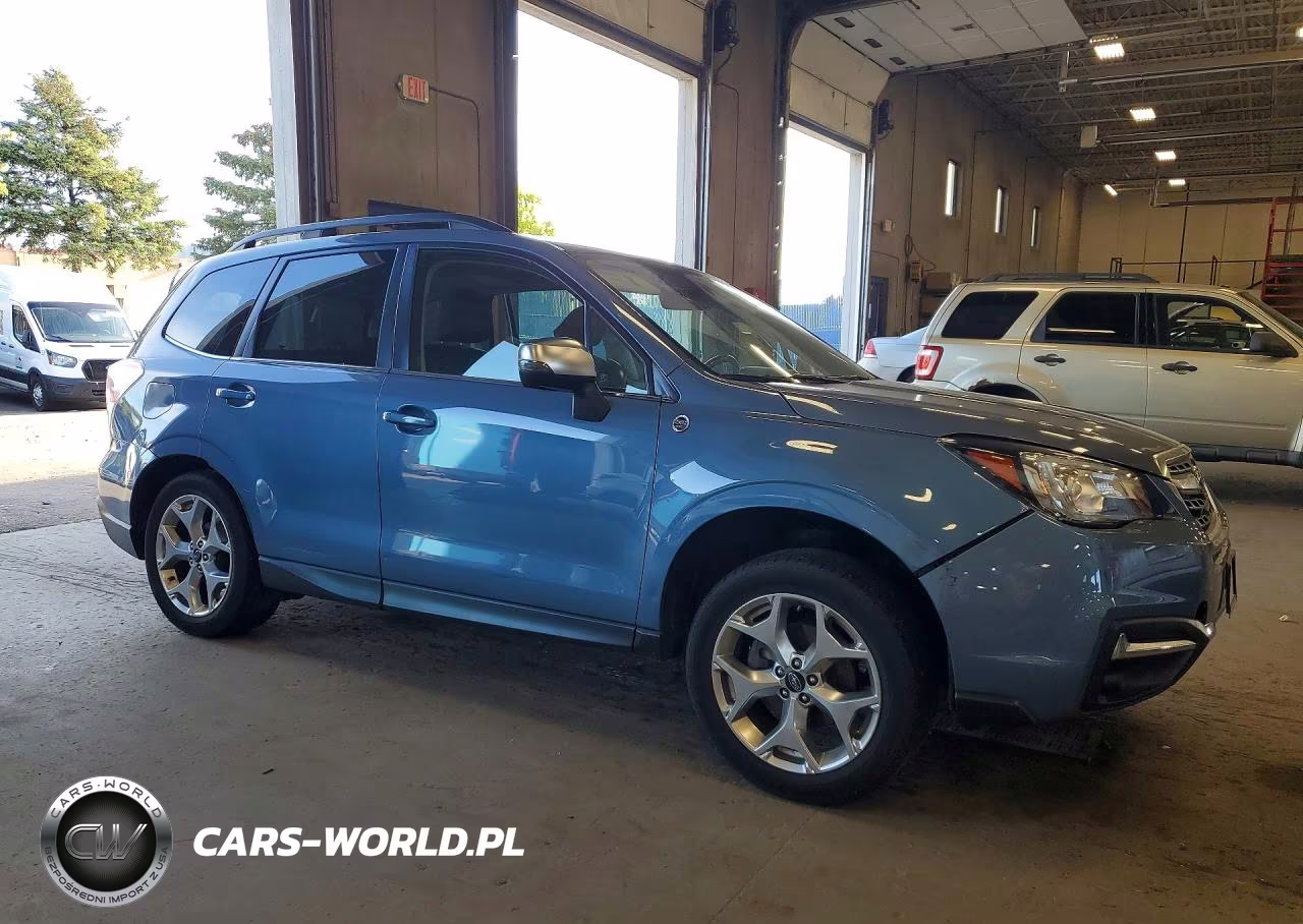2018 Subaru Forester 2.5I Touring VIN:JF2SJAWC4JH530330 - 4