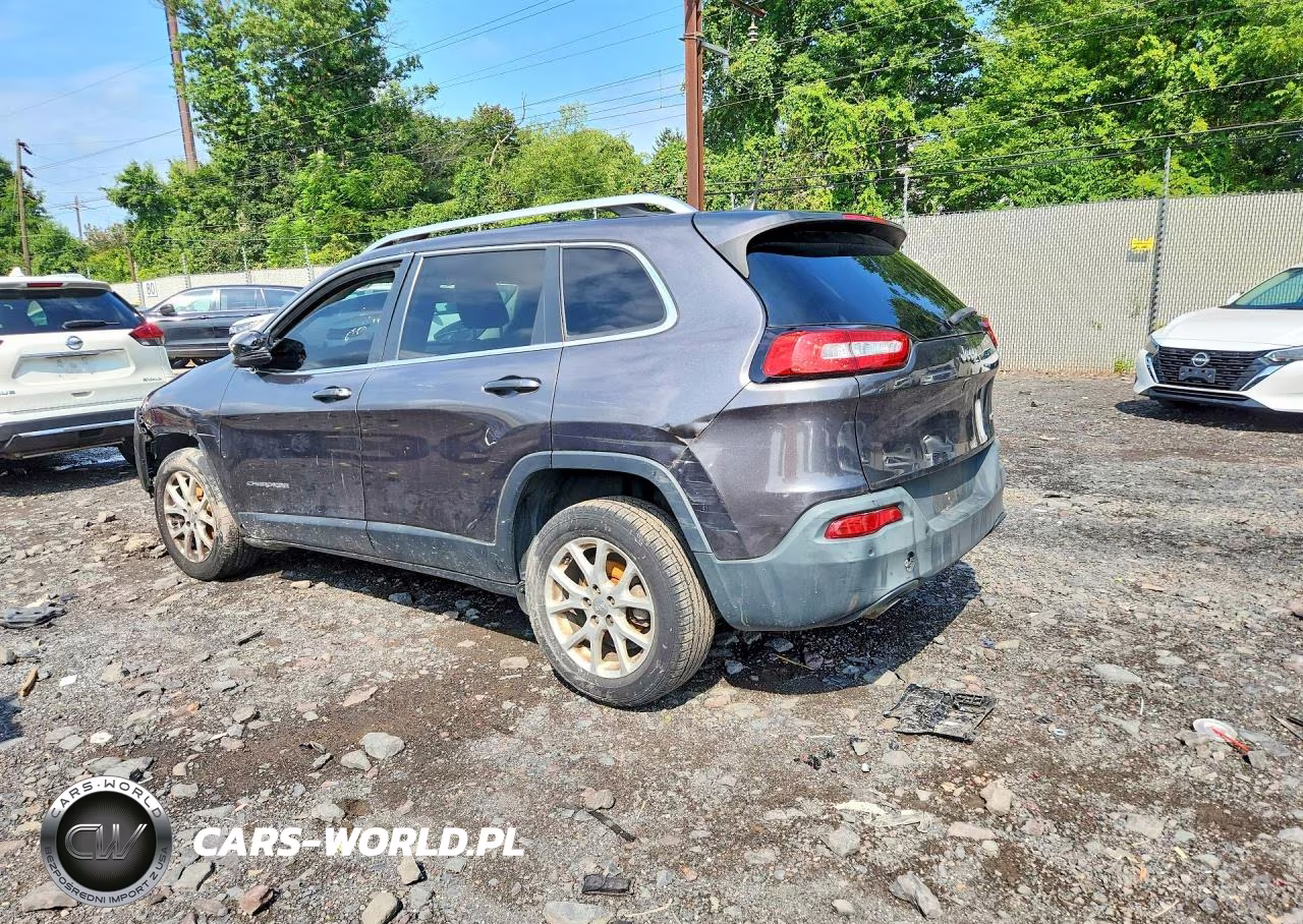 2018 Jeep Cherokee Latitude Plus VIN:1C4PJLLB5JD565008 - 2