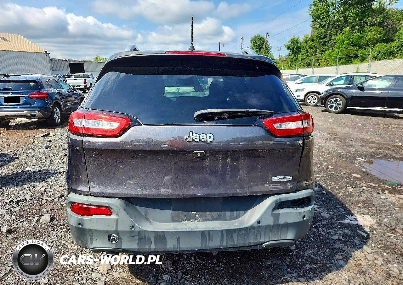 2018 Jeep Cherokee Latitude Plus VIN:1C4PJLLB5JD565008 - 6
