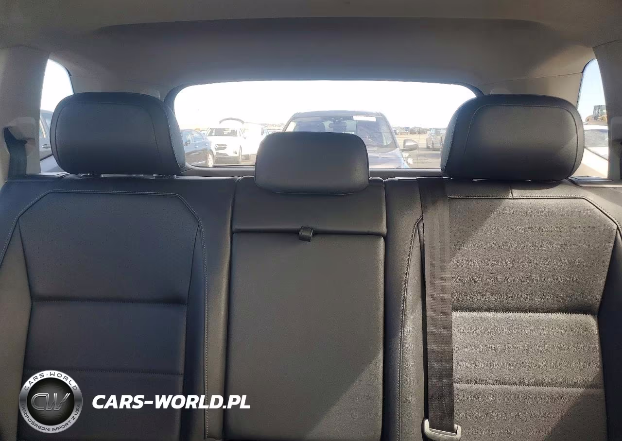 2018 Volkswagen Tiguan Se VIN:3VV3B7AX3JM087324 - 10