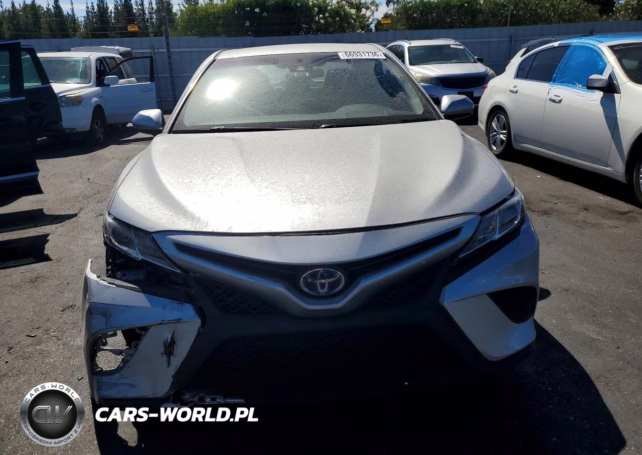 2018 Toyota Camry Hybrid Se VIN:4T1B21HK1JU500088 - 5