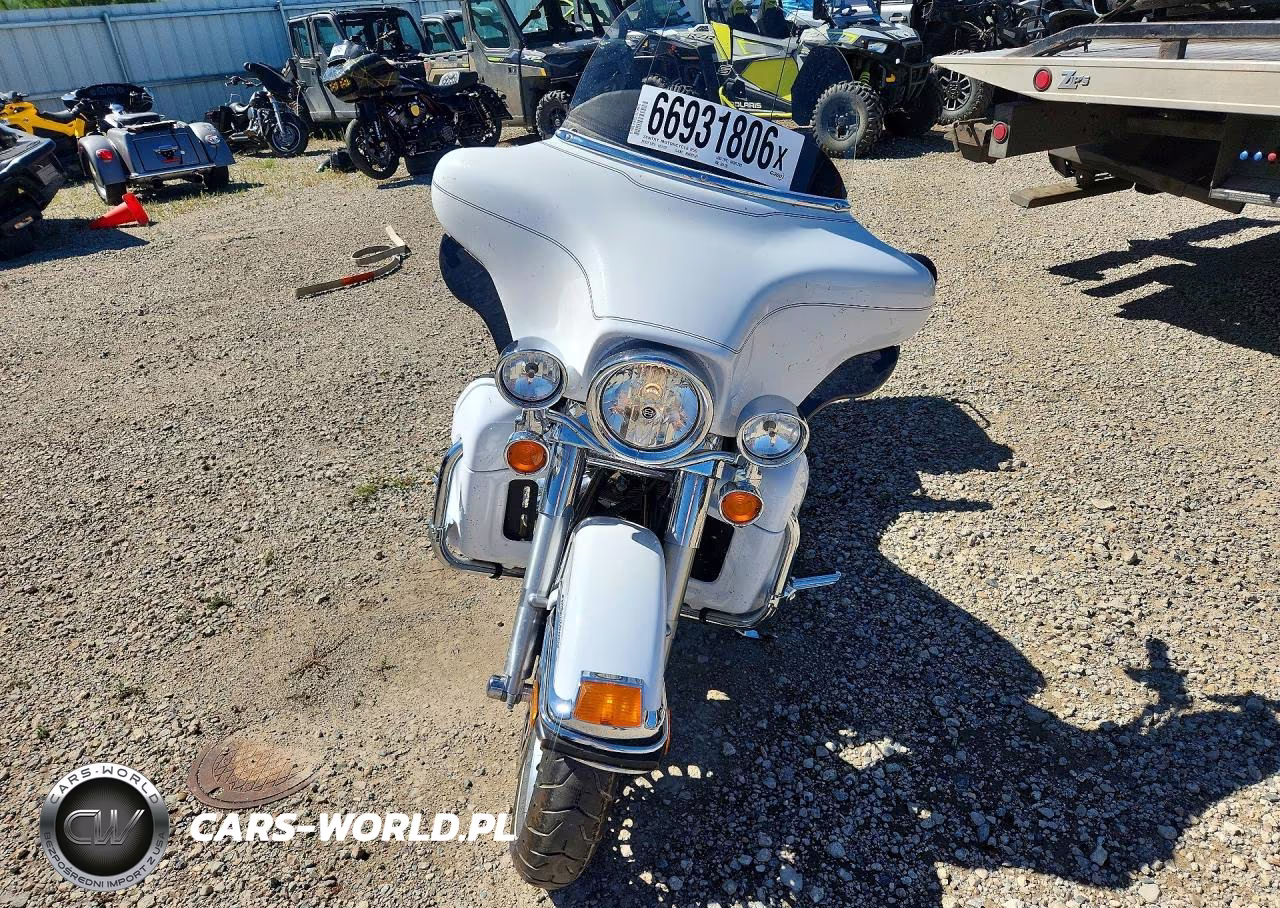 2012 Harley-Davidson Flhtcu Ultra Classic Electra Glide VIN:1HD1FCM15CB691735 - 2
