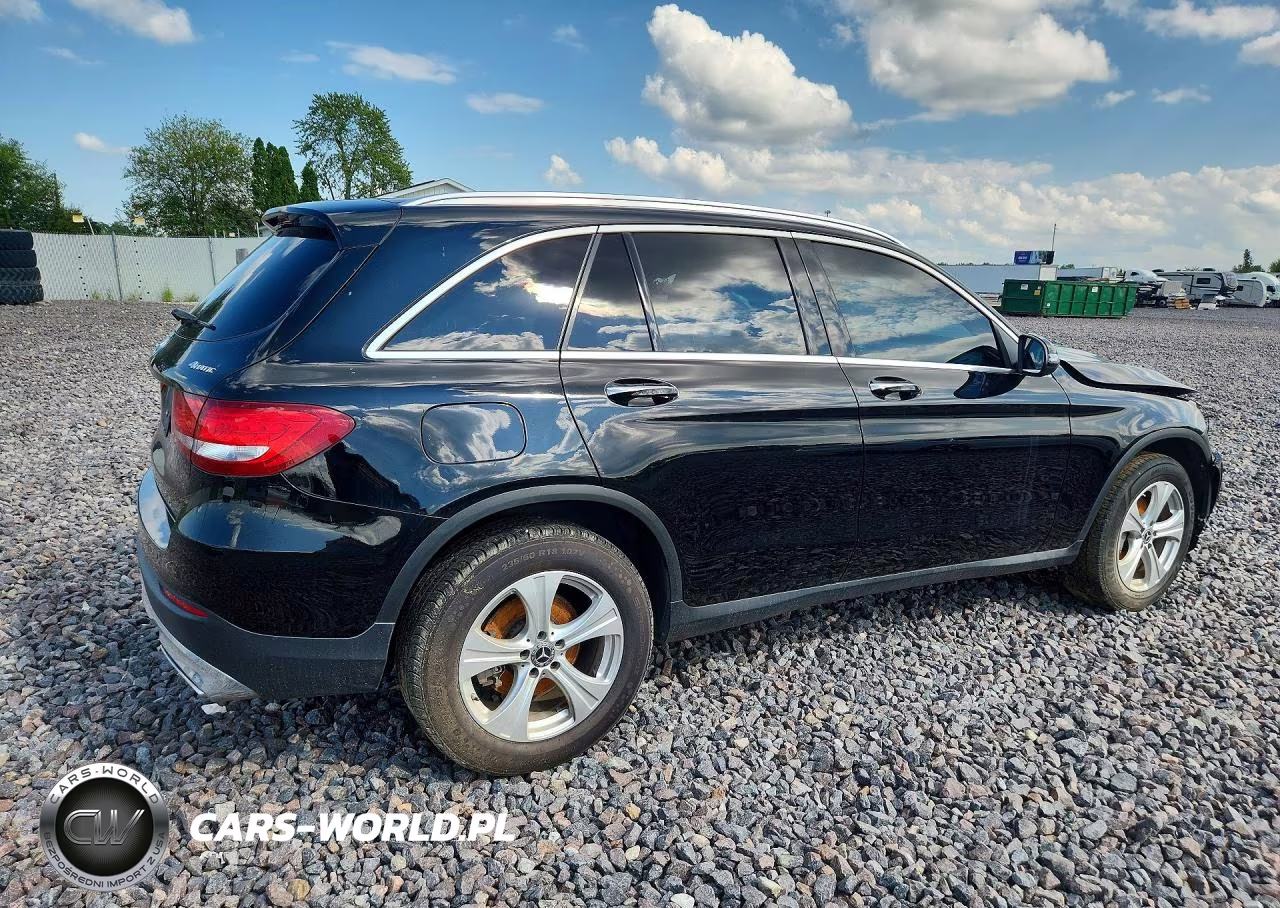 2018 Mercedes-Benz Glc 300 4Matic VIN:WDC0G4KB3JV069023 - 3