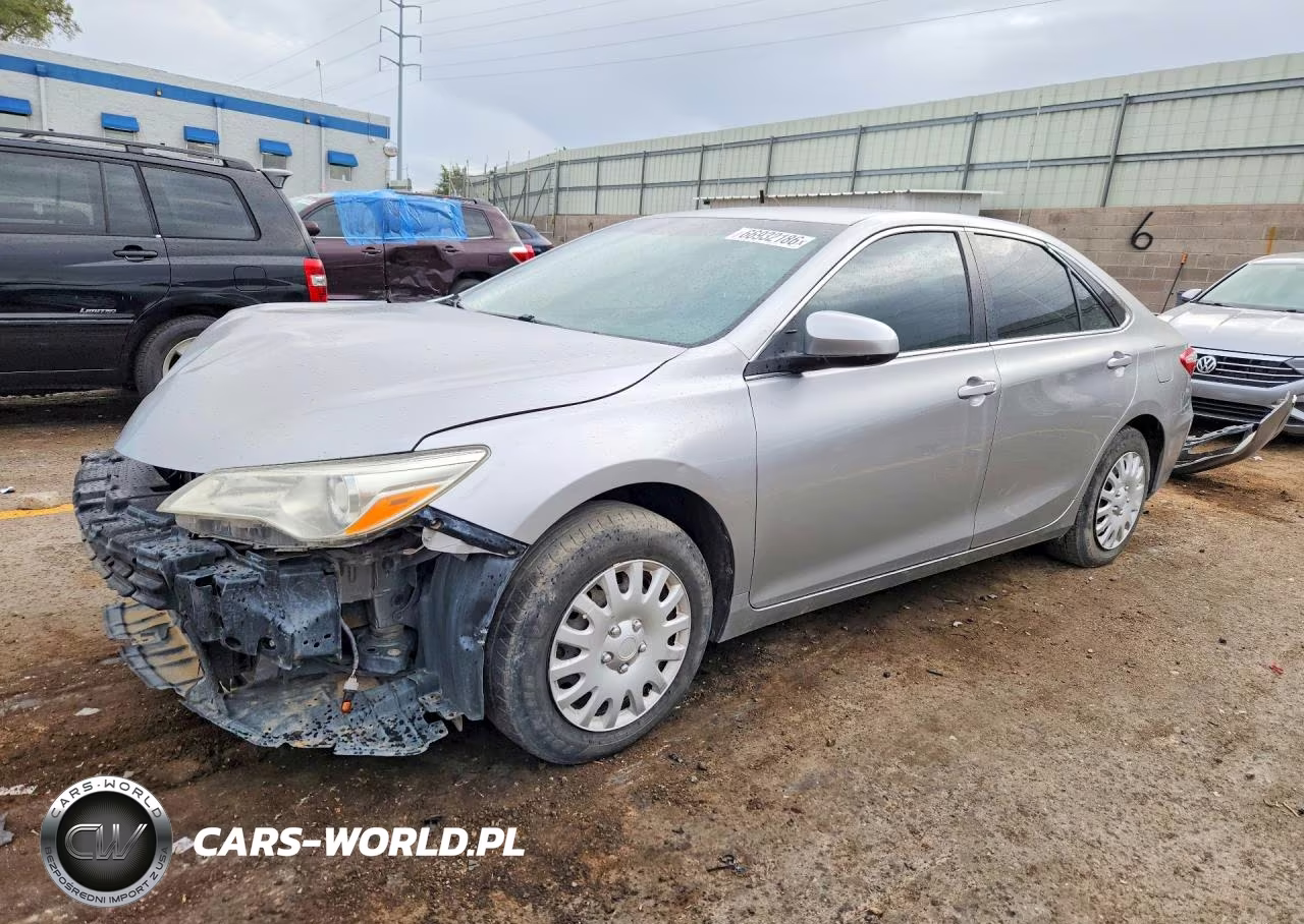 2017 Toyota Camry Le VIN:4T1BF1FK1HU694798 - 1