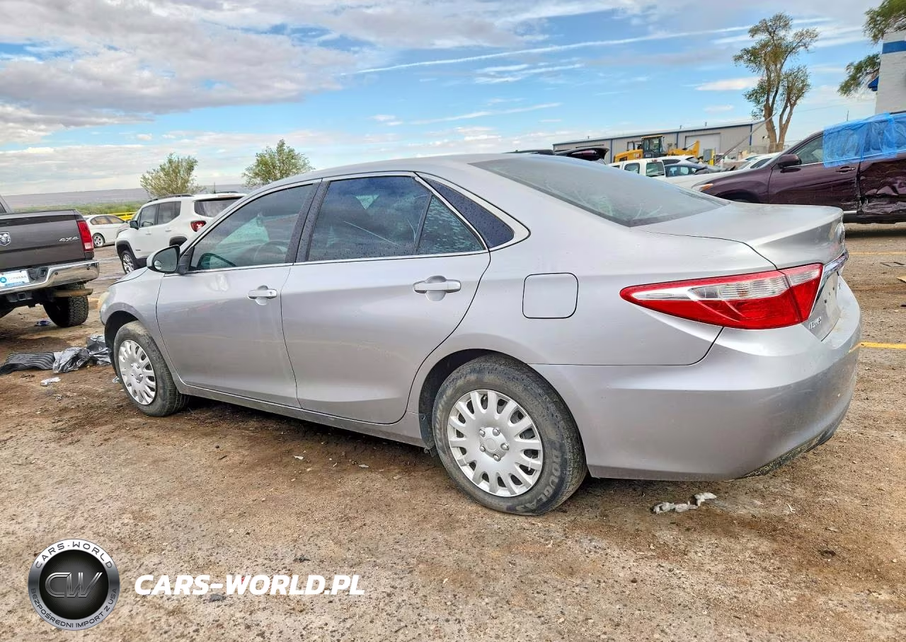 2017 Toyota Camry Le VIN:4T1BF1FK1HU694798 - 2