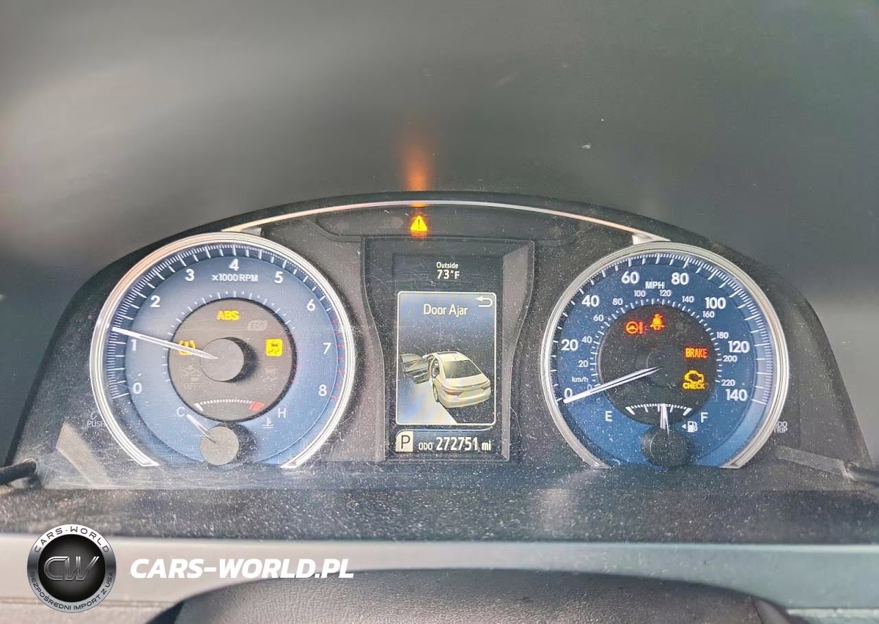 2017 Toyota Camry Le VIN:4T1BF1FK1HU694798 - 9