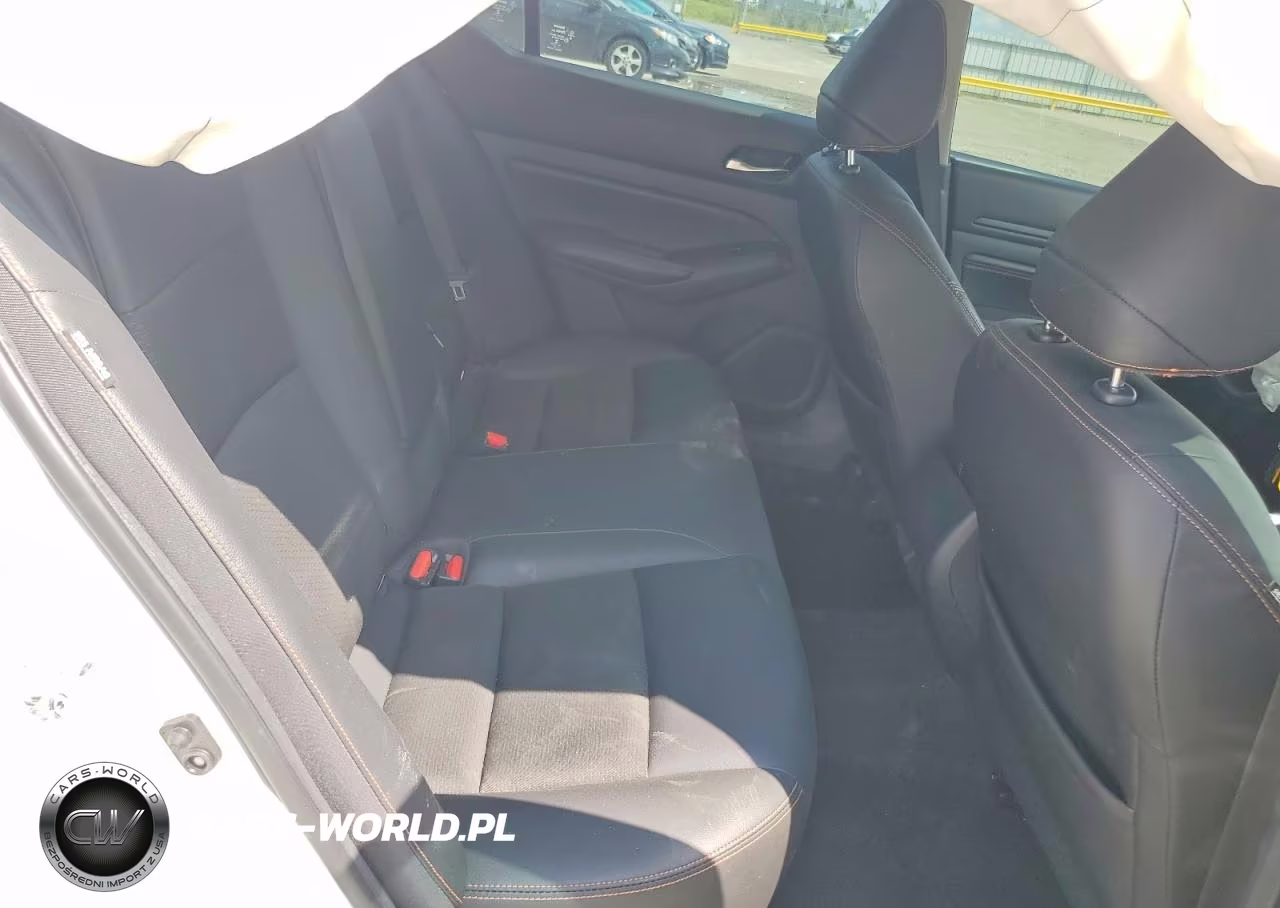 2019 Nissan Altima Sr VIN:1N4AL4CV6KC224987 - 10
