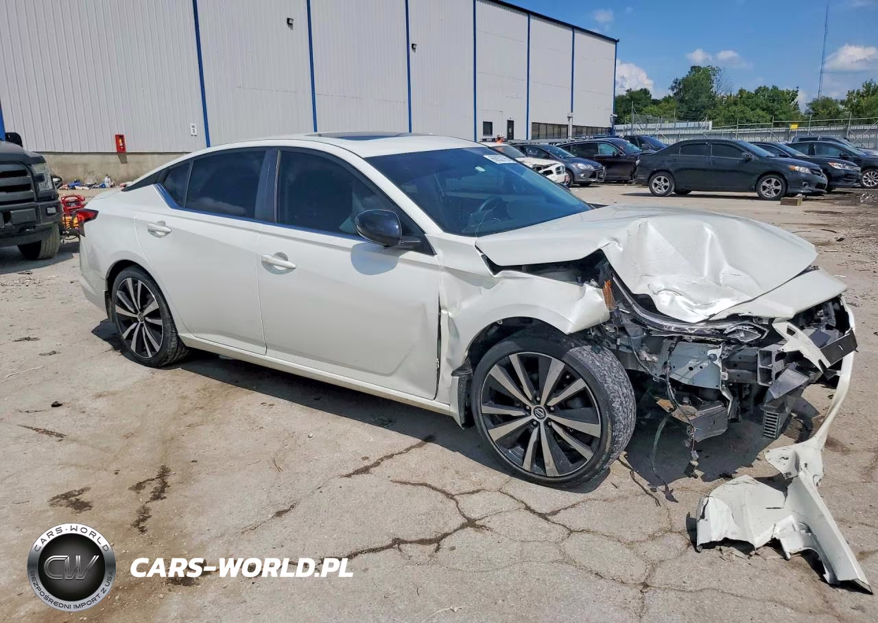 2019 Nissan Altima Sr VIN:1N4AL4CV6KC224987 - 4