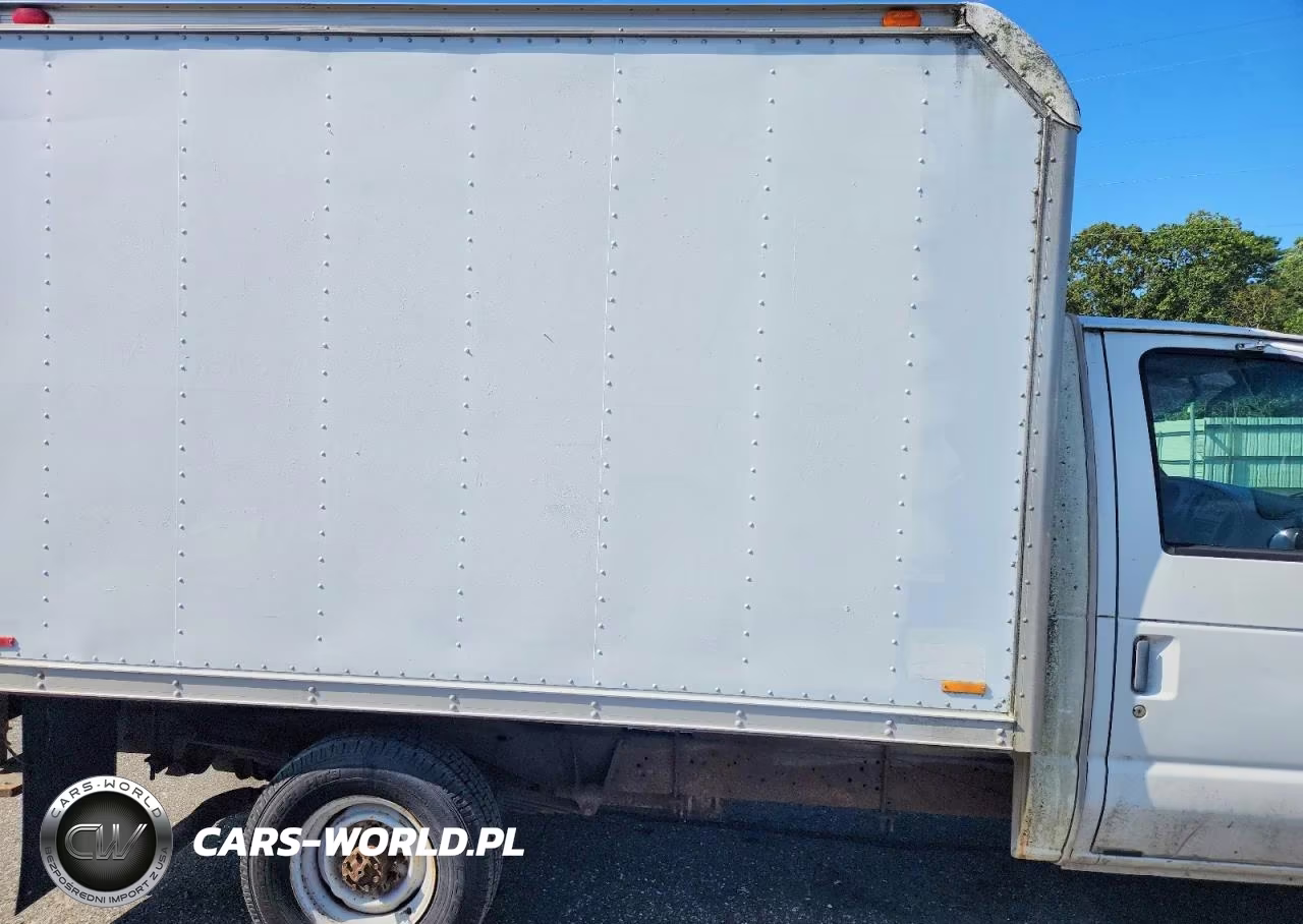 1999 Ford E350 Box Truck VIN:1FDSE37L2XHB04184 - 11