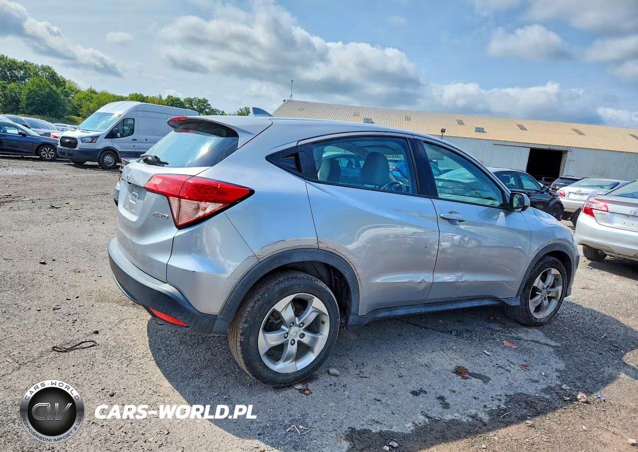 2018 Honda Hr-V Lx VIN:3CZRU6H39JM703456 - 3