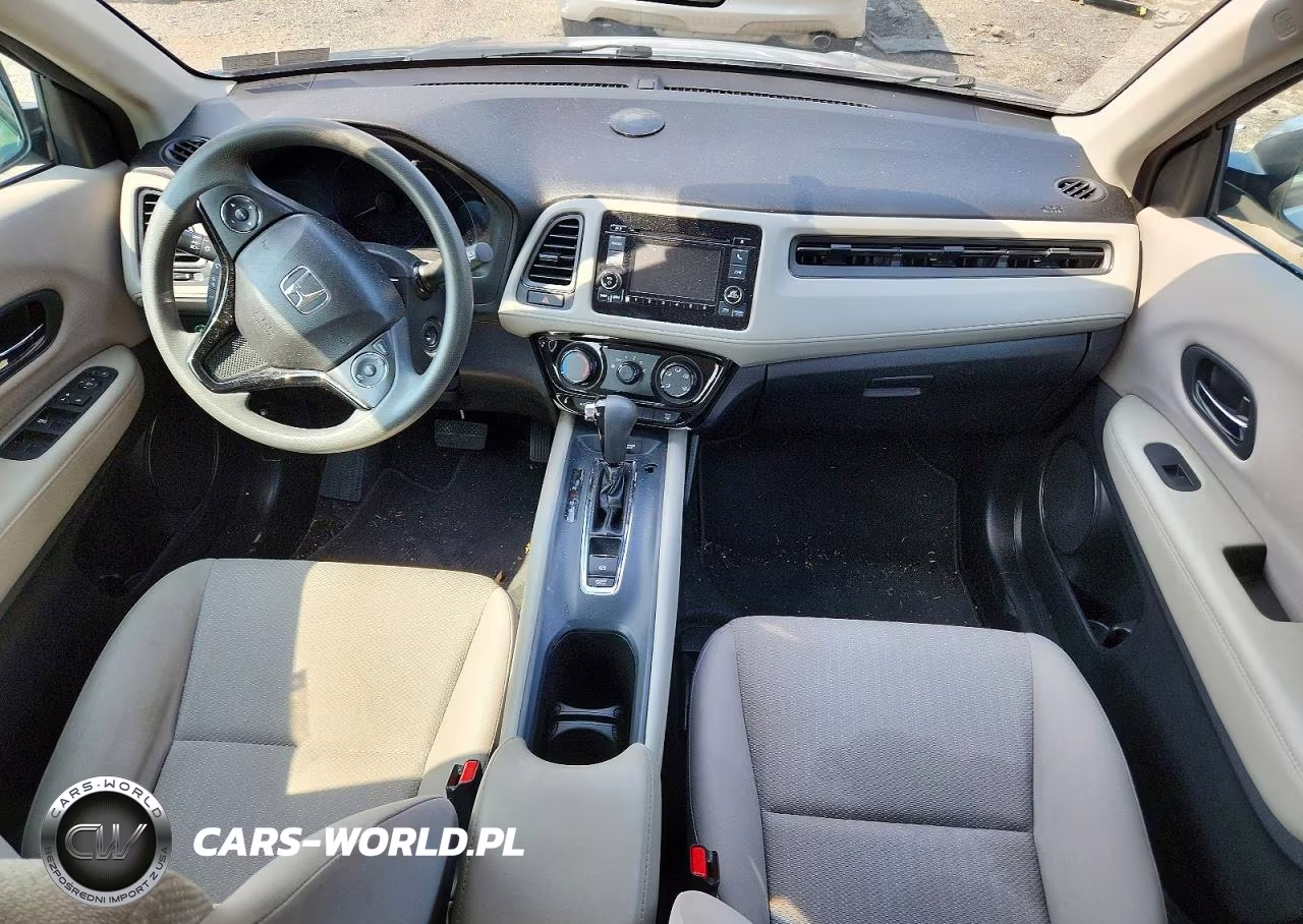 2018 Honda Hr-V Lx VIN:3CZRU6H39JM703456 - 8