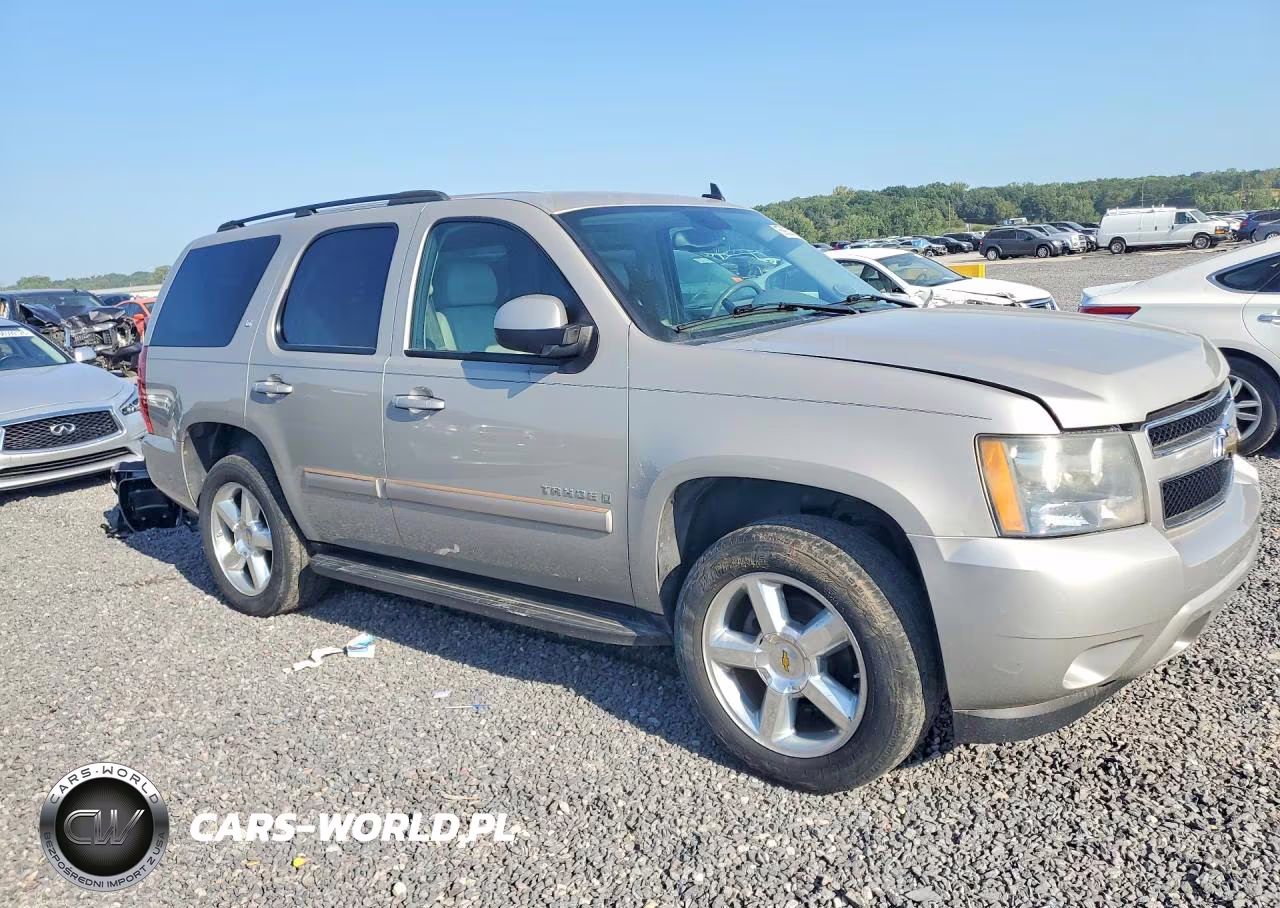 2007 Chevrolet Tahoe K1500 VIN:1GNFK13007J121161 - 4