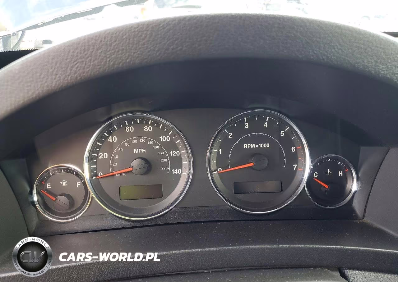 2008 Jeep Grand Cherokee Laredo VIN:1J8GR48K18C153698 - 9