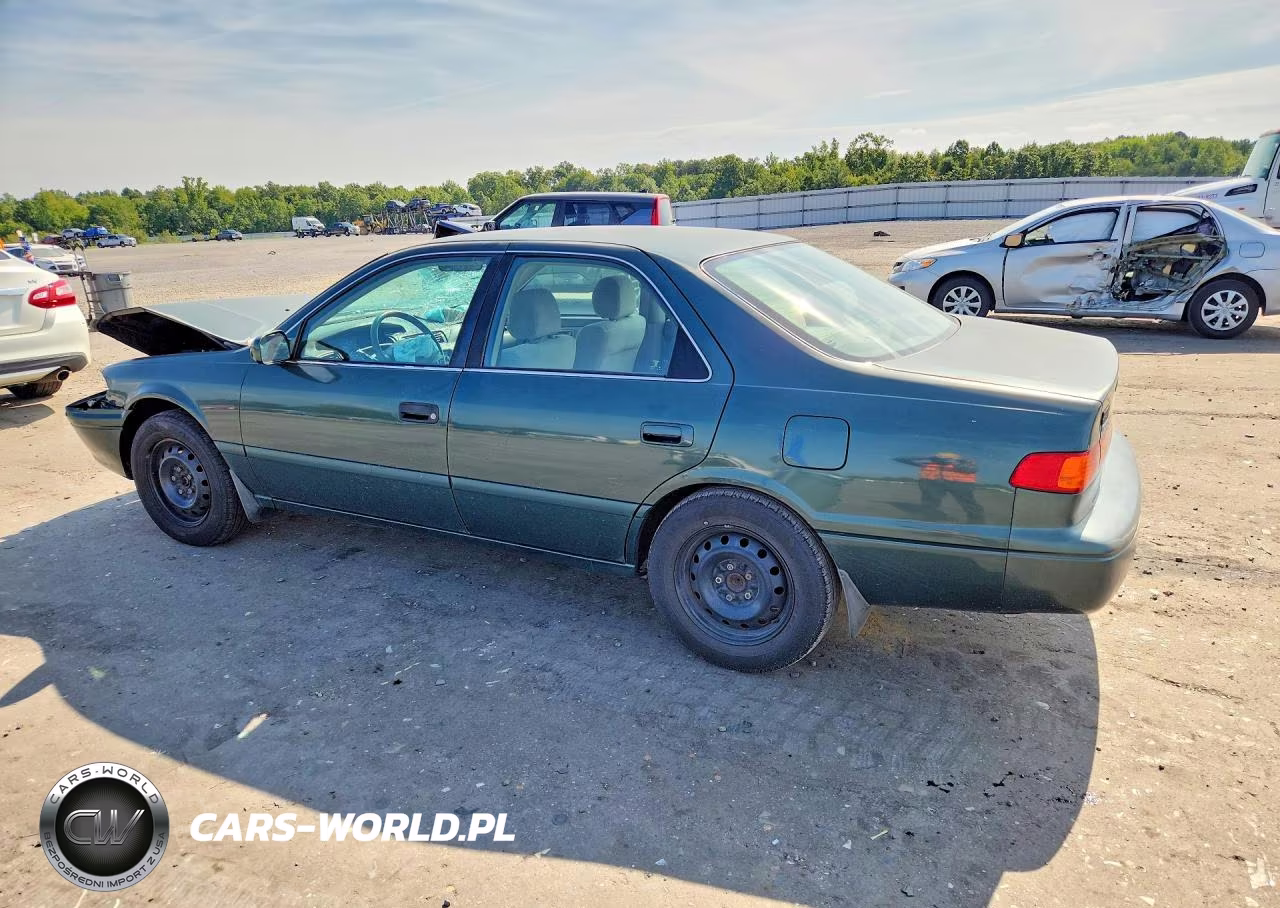 2001 Toyota Camry Ce VIN:4T1BG22K21U058650 - 2