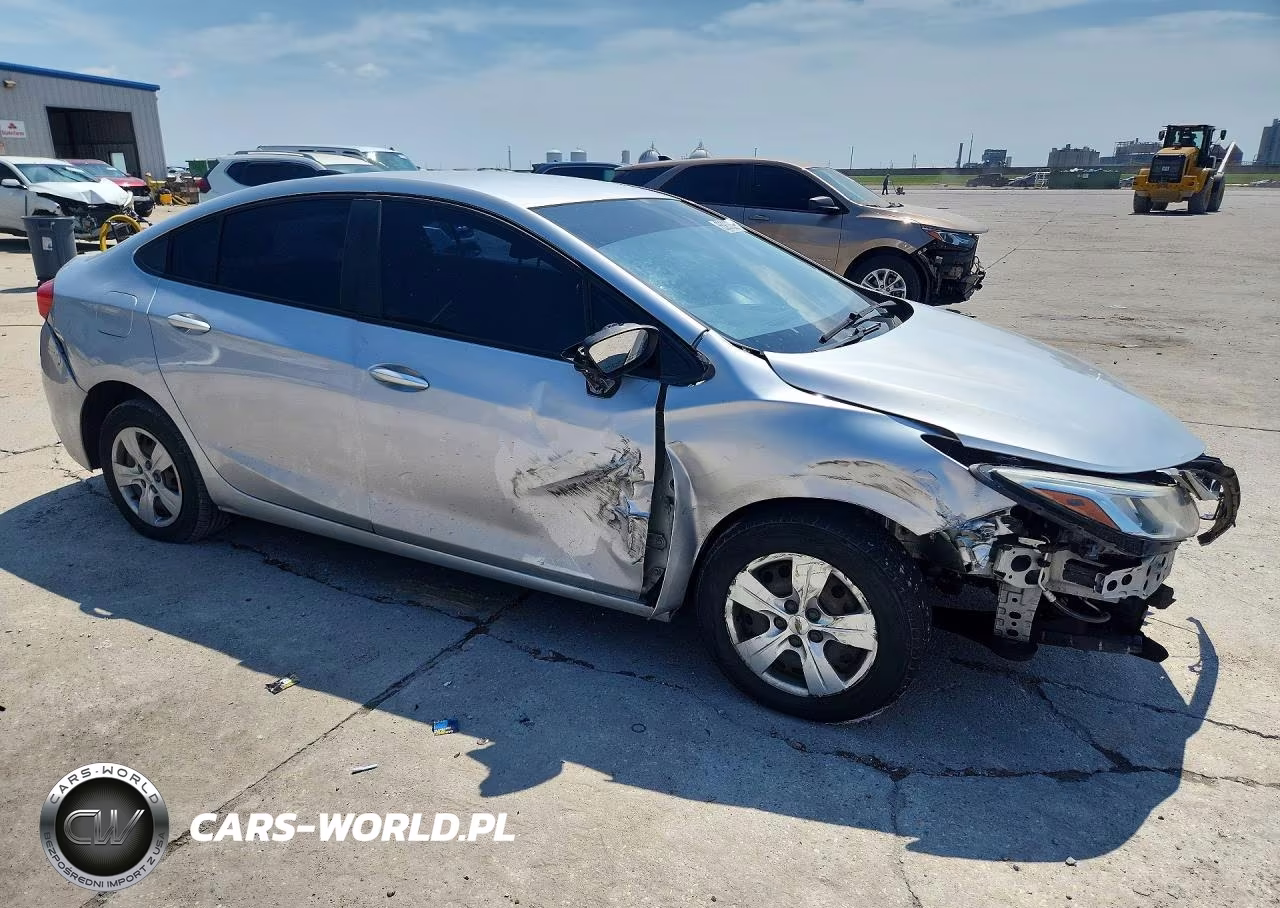 2018 Chevrolet Cruze Ls VIN:1G1BC5SM0J7189103 - 4