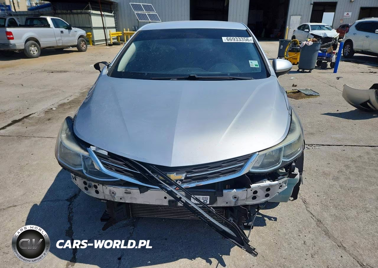 2018 Chevrolet Cruze Ls VIN:1G1BC5SM0J7189103 - 5