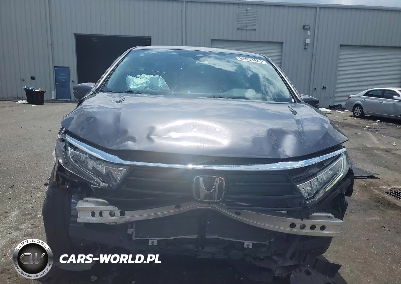 2022 Honda Odyssey Touring VIN:5FNRL6H88NB047555 - 5