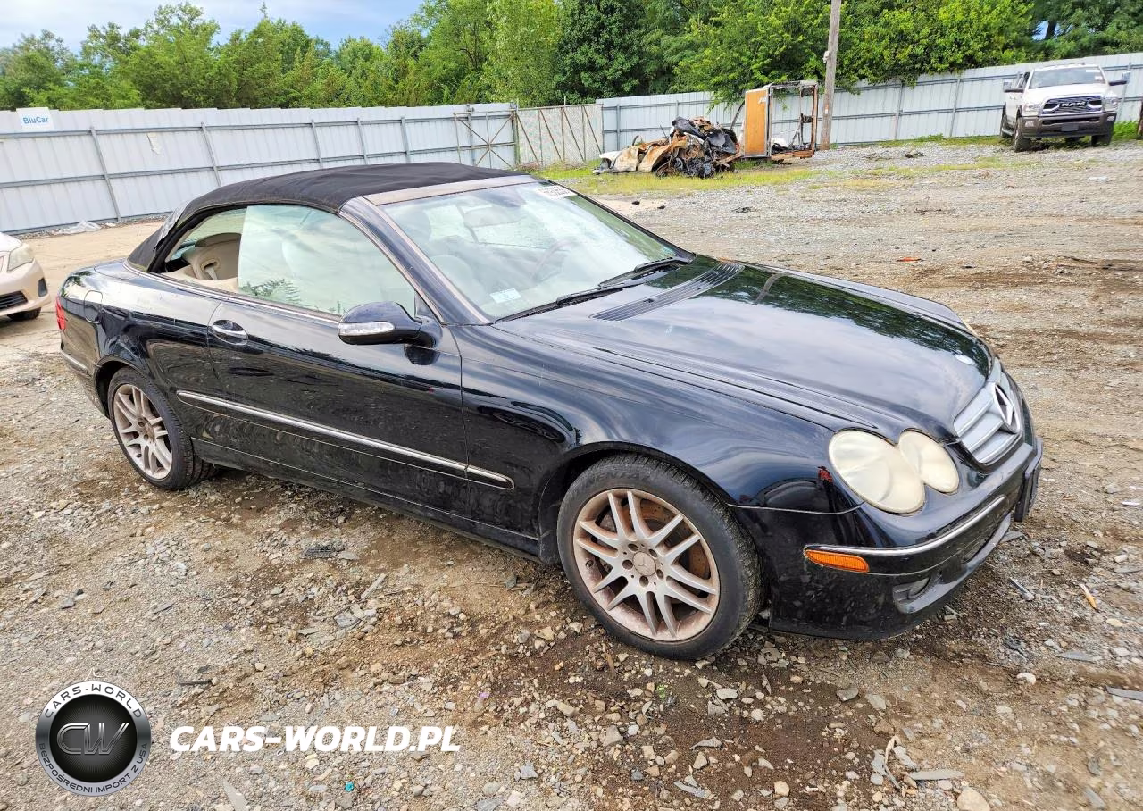 2009 Mercedes-Benz Clk 350 VIN:WDBTK56F69T103417 - 4